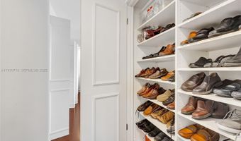 19355 Turnberry Way 26E, Aventura, FL 33180