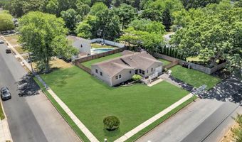 68 Sherman Ave, Bayville, NJ 08721