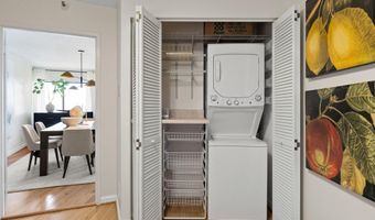 1600 N OAK St 1812, Arlington, VA 22209