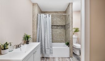 145 W Kane St, Kahului, HI 96732