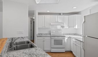 939 S Valley View Rd UNIT 12, Ashland, OR 97520