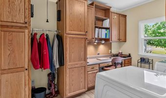 166 River Hill Dr, Advance, NC 27006