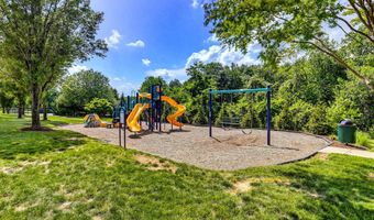 16502 HARBOUR TOWN Dr, Ashton, MD 20861