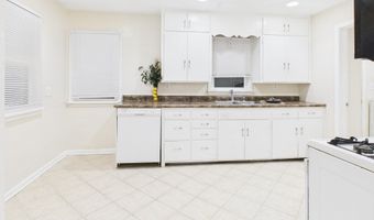 630 Chester St, Anderson, IN 46012