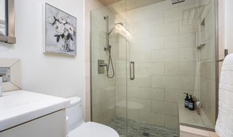 2820 BAYSIDE Walk 6, San Diego, CA 92109