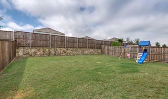 1316 Trace Dr, Aubrey, TX 76227