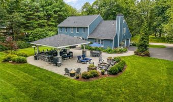 91 Woodridge Dr, North Kingstown, RI 02874