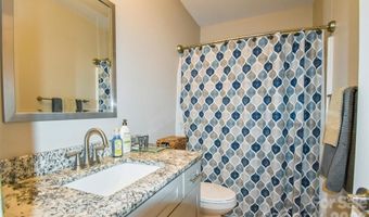 123 White Oak Road Ext, Arden, NC 28704