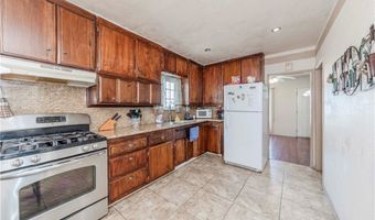 641 W Spruce St, Compton, CA 90220
