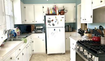 401 Porter Ave, Biloxi, MS 39530