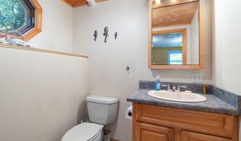 81 Shippee Rd, East Greenwich, RI 02818