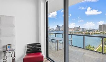 3300 NE 188th St UPH09, Aventura, FL 33180