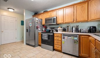 426 Waterford Ln, Avon, IN 46123