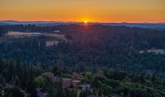 20578 S MONPANO OVERLOOK Dr, Oregon City, OR 97045