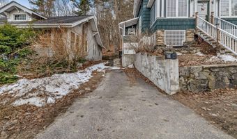 152 Lake St, Auburn, ME 04210