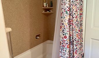 2822 Country Club Dr, Atlantic, IA 50022