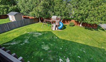 7821 Charlotte Cir, Anchorage, AK 99502