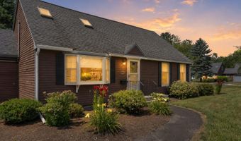 2 Cortland Cir, Bangor, ME 04401