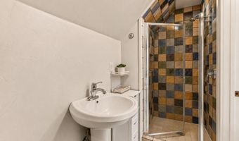 56743 Spring River Loop, Bend, OR 97707