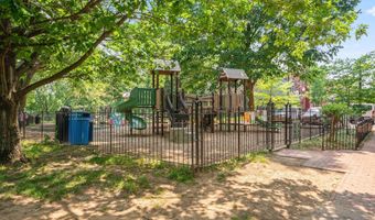 2500 Q St NW 524, Washington, DC 20007