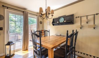 14 Hotchkiss Dr, Bristol, CT 06010