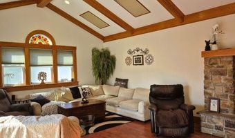 1215 Central Ave, Auburn, NE 68305