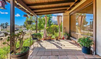 2092 Golden Circle Dr, Escondido, CA 92026