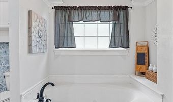 4013 Wisteria Ln, Benton, LA 71006