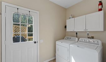 27 WHIRLAWAY Dr, Bear, DE 19701