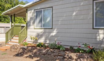 939 S Valley View Rd UNIT 12, Ashland, OR 97520