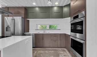 5520 W Cedar Crest Ct, Appleton, WI 54914