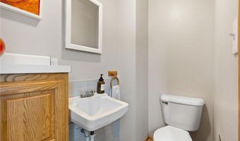 705 11th Ave NW, Austin, MN 55912