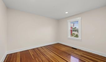 153 Atlantic City Blvd, Beachwood, NJ 08722