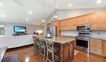 3405 Pawnee Dr SE, Alexandria, MN 56308