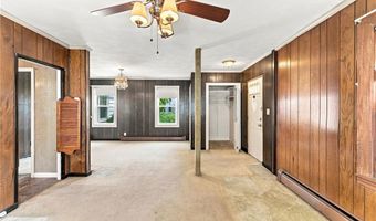 217 Narragansett St, Cranston, RI 02905