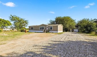 8800 Dons Ct, Alvarado, TX 76009