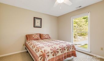 226 Wildflower Rd, Asheville, NC 28804