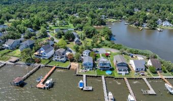 1069 SHORE ACRES Rd, Arnold, MD 21012