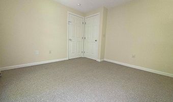 17 Winwood Dr, Barnstead, NH 03225