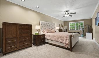 1223 Aurora Hill Dr, Aurora, OH 44202
