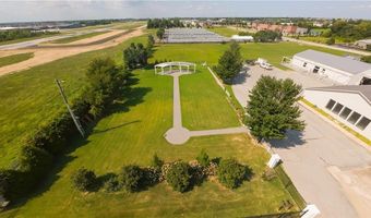 404 SW Regional Airport Blvd, Bentonville, AR 72713