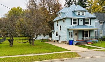 33 Caroline St, Albion, NY 14411