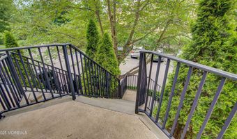 56 W Aspen Way, Aberdeen, NJ 07747