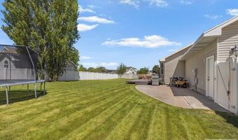 3840 Summerwood Ln, Ammon, ID 83406