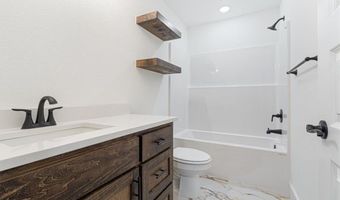 6900 SW High Meadow Blvd, Bentonville, AR 72713