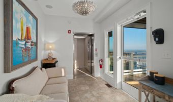 302 Glenn St, Atlantic Beach, NC 28512