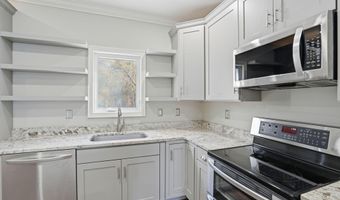 9450 Savannah Hwy, Adams Run, SC 29426