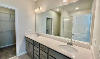 438 LADY PALM St, Apopka, FL 32703