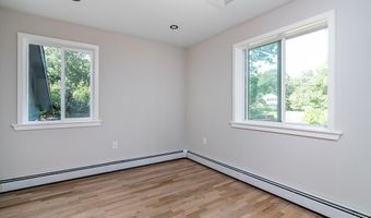 50 Indian Trl, Charlestown, RI 02813