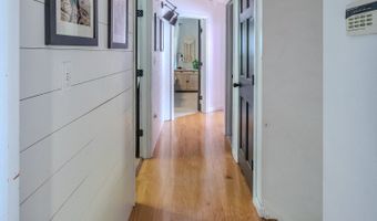 2 Quail Hollow Ct, Beacon Falls, CT 06403